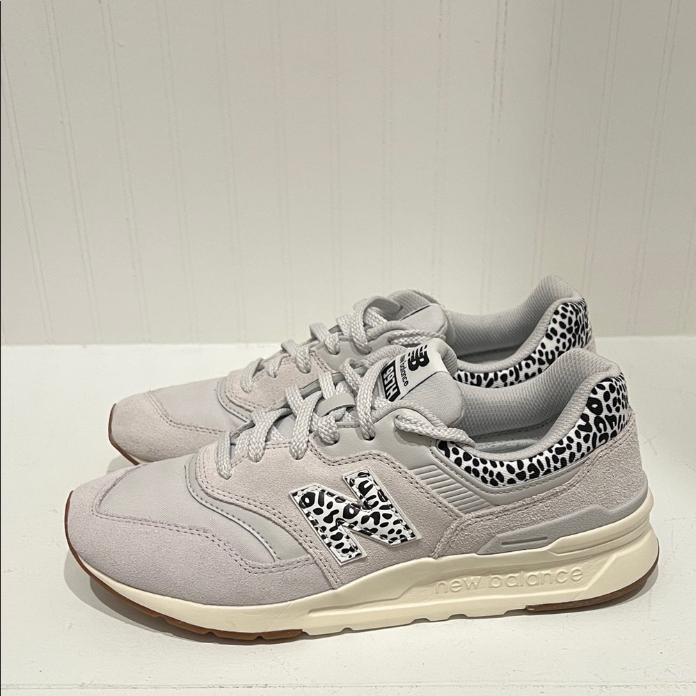New Balance Women's Sneakers